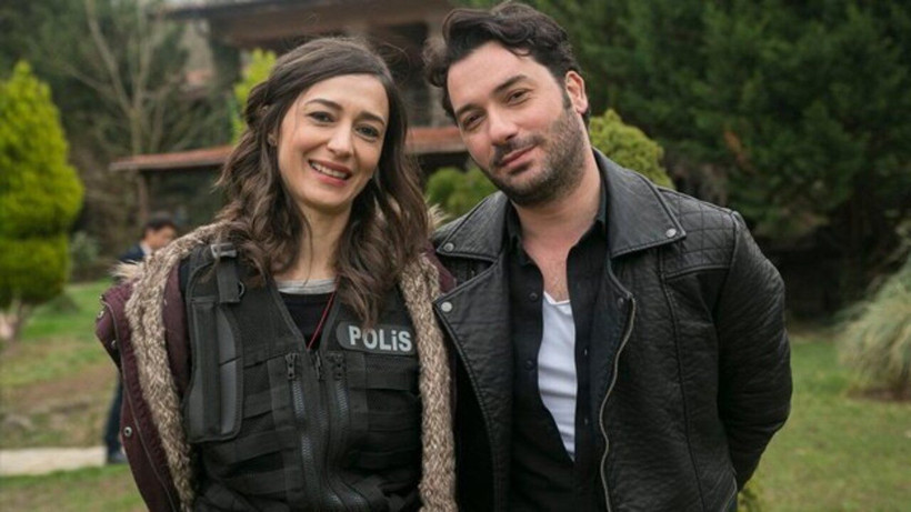 2 ayrılık birden geldi seyirci şok oldu! Arka Sokaklar'da 15 yıldır oynuyorlardı - Resim: 4