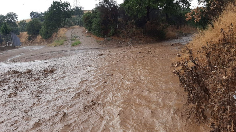Aydın Nazilli'de sağanak yağmur etkili oldu - Resim: 4