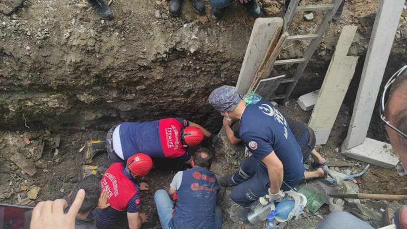 Zonguldak'ta göçük Toprak altındaki işçi saniye saniye görüntülendi - Resim: 3