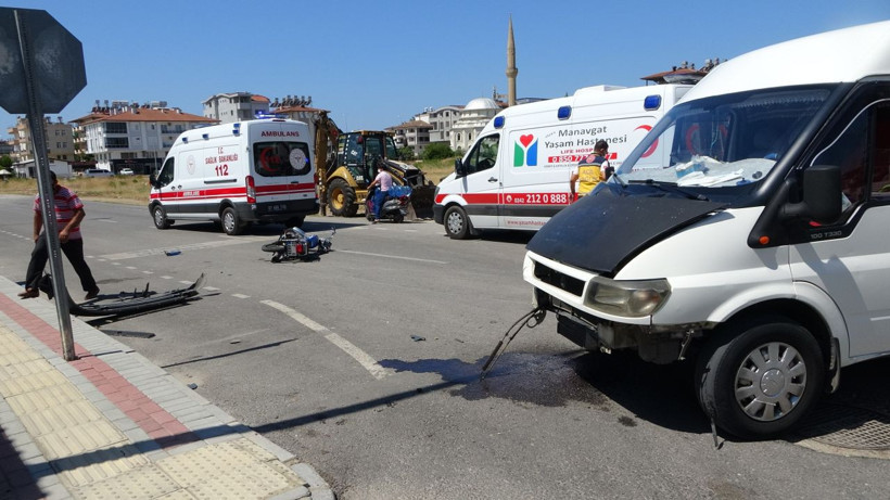 Antalya'da feci kaza! Genç kızın feryatları yürek burktu: Ayağım nerede - Resim: 1