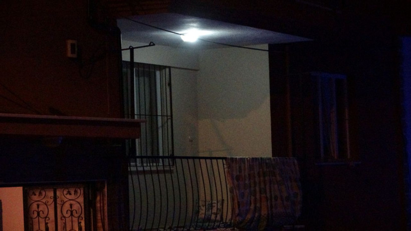 Uşak'ta dehşet! Cinnet getiren kadın kocasını öldürdü - Resim: 4