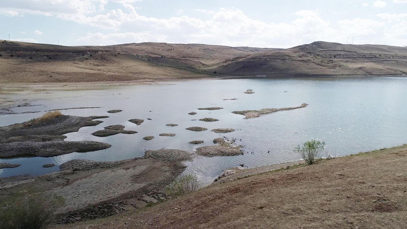 Her yer kemik kaynıyor! Palandöken Barajı'nın suları çekildi korku filmi gibi görüntüler çıktı - Resim: 2