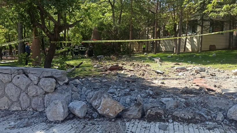 Çorum'da kamyonun freni boşaldı ortalık toz duman oldu: Acı bir korna sesiydi - Resim: 3