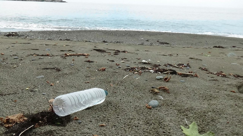 Karadeniz'de 500 metrekarede 2 bin 500 atık çıktı - Resim: 4