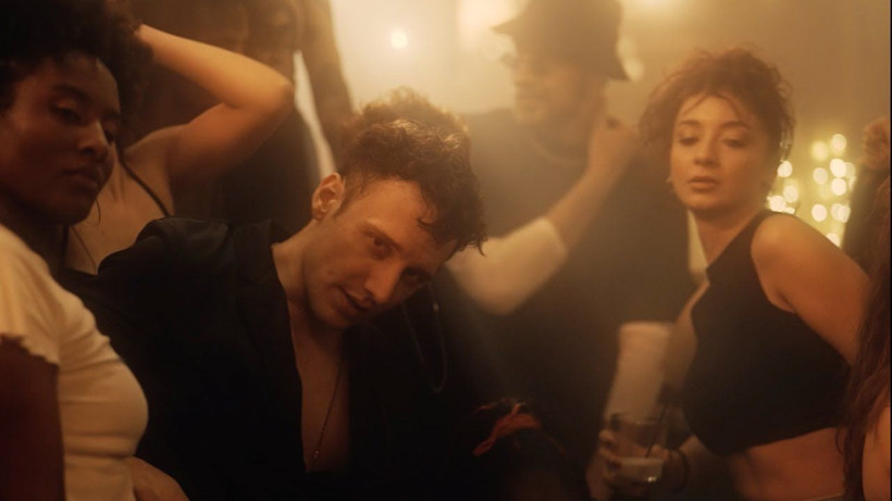 Hadise Demet Akalın Sıla İrem Derici hüsrana uğradı! Zirvedeki ismi gören inanamadı - Resim: 2