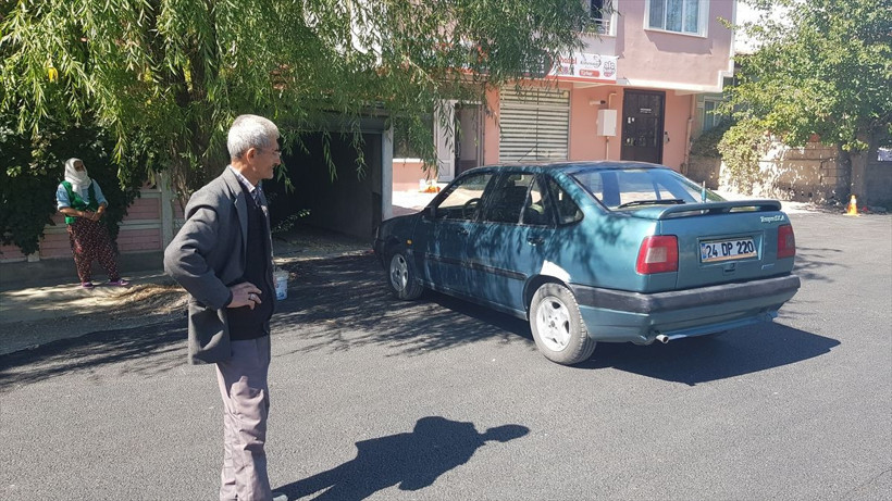 Erzincan'da akılalmaz olay! Soyduğu evin sahibini takip edip otomobilini de çaldı - Resim: 1