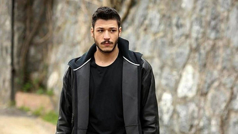 Netflix Aşk101'in Kerem'i Kubilay Aka'dan 'özür dilemediğim için özür dilerim' mesajı - Resim: 1