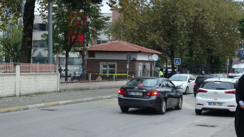 Kocaeli'de korkunç olay! Sevgilisini öldürüp ilçe emniyet müdürlüğünün bahçesine bıraktı - Resim: 3