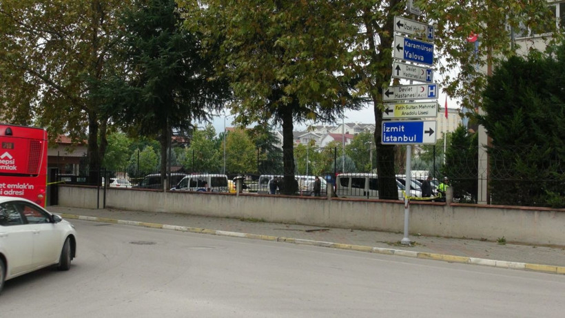 Kocaeli'de korkunç olay! Sevgilisini öldürüp ilçe emniyet müdürlüğünün bahçesine bıraktı - Resim: 4