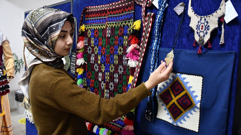 Sivas'ın kültürel değerleri geleneksel el sanatlarıyla yaşatılıyor - Resim: 1