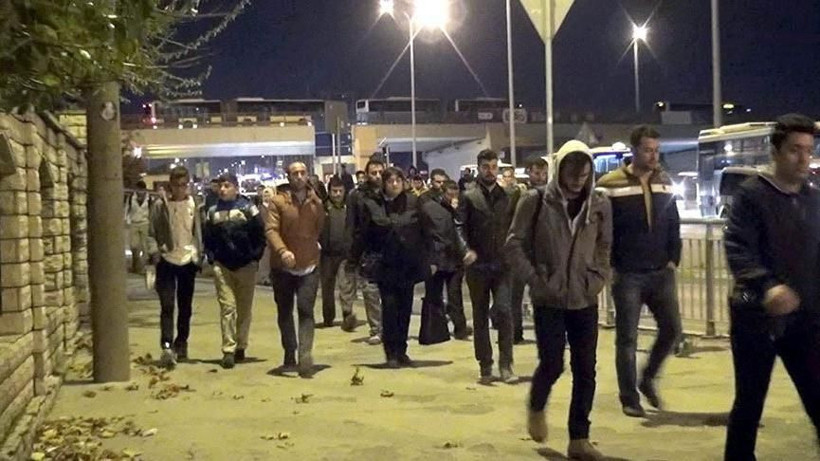 'Saatler geri alınsın' tepkisi TT oldu Farah Zeynep Abdullah'tan 'kalıcı yaz saati' çıkışı - Resim: 2