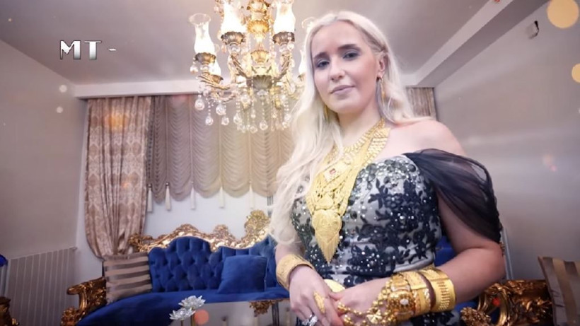 SHOW TV Gelin Evi'nde Aslı Hünel'i şaşırtan Ahsen Gelin: 1 kilo altını var, mobilyaları Mısırdan... - Resim: 1