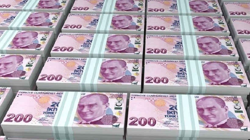 Türkiye'deki milyonerlerin toplam mevduatı 1 yılda 1 trilyon 260 milyar lira arttı - Resim: 3