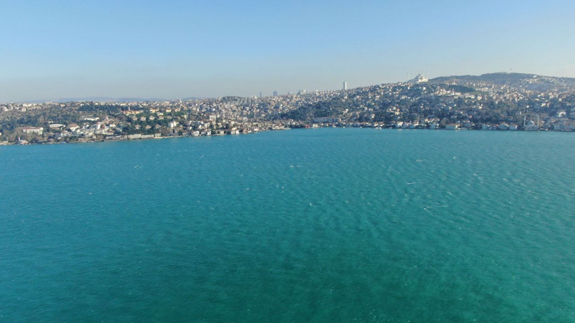 İstanbul Boğazı fırtınadan sonra güneşli havayı gördü deniz turkuaz oldu - Resim: 3
