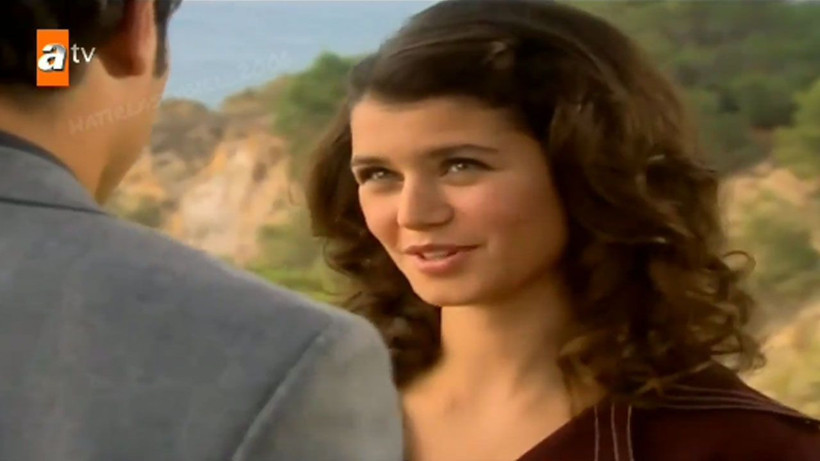 Beren Saat'ten Erdoğan'a Sezen Aksu göndermesi! Hatırla Sevgili'deki 'şiir' sahnesini hatırlattı - Resim: 3