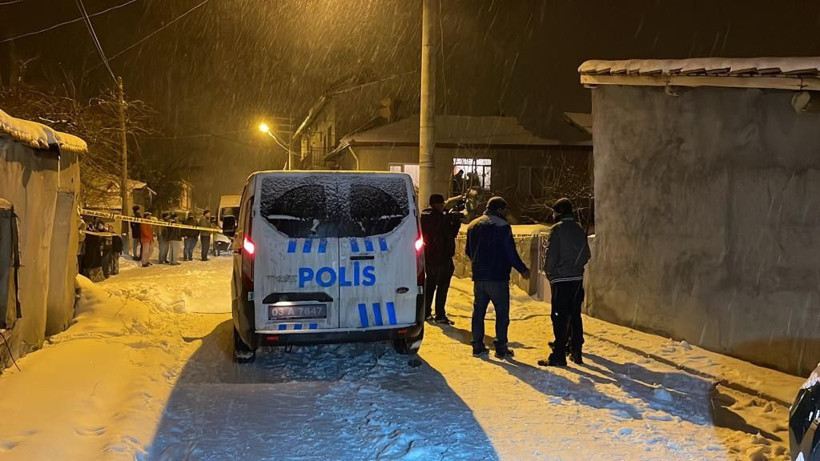 Afyonkarahisar'da kadın cinayeti! Boğazı kesilerek öldürüldü - Resim: 4