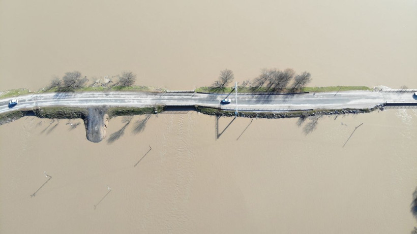 Ergene Nehrinin debisi 20 kat arttı! Edirne'de turuncu alarm verildi: Tarım alanları sularla kaplandı - Resim: 2