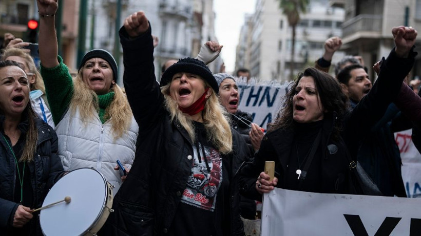 Koronavirüs kısıtlamalarını kaldıran Danimarka'da hastaneye yatışlar ve can kayıpları arttı - Resim: 2