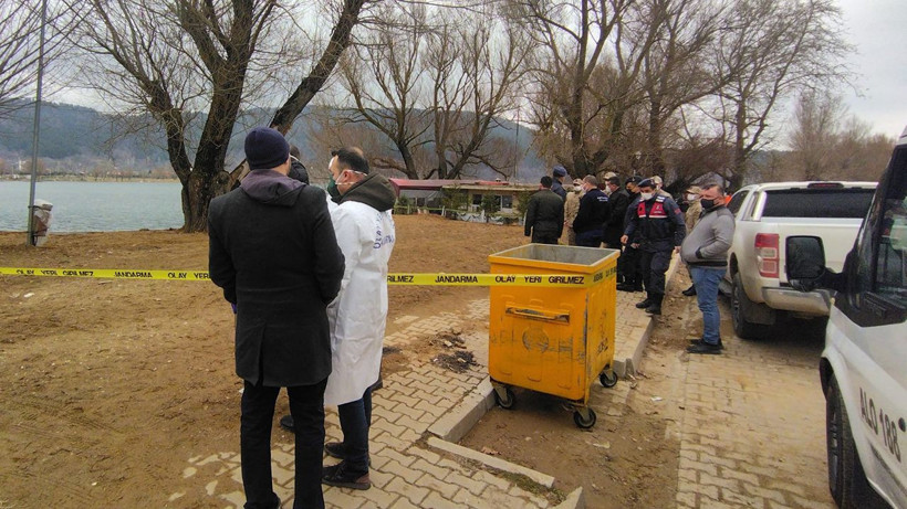 İzmir'de göle piknik yapmaya giden vatandaşlar kadın cesedi buldu - Resim: 4