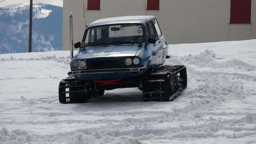 Trabzonlu usta yaptı gören telefona sarıldı! Tanka benzeyen aracın fiyatını duyan şaştı kaldı - Resim: 1