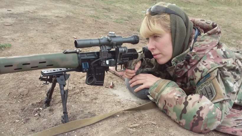 Ukrayna'nın kadın keskin nişancısı Olena cephede! Putin tüm hayallerimi çaldı! - Resim: 1