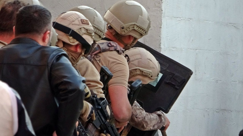 Antalya'da kasaptaki kuzuları yarı fiyatına sattı! Polise ecel terleri döktürdü: Macerayı sevdiği için... - Resim: 2