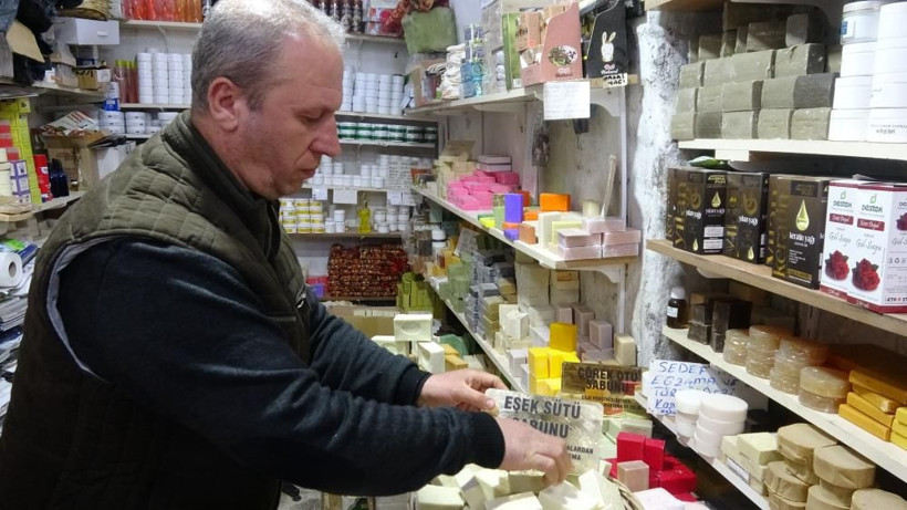 Mardin'de TV'de görüp bu işe başladı! Kilolarca üretip yurtdışına satıyorlar: Hiçbir yere bakmasınlar - Resim: 4