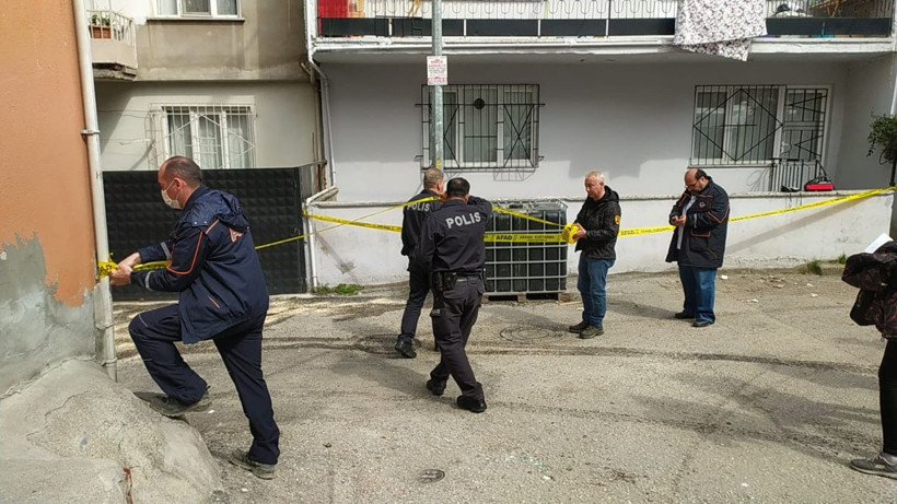 Alarm verildi! Sokağa yayıldı giriş çıkışlar kapatıldı - Resim: 1