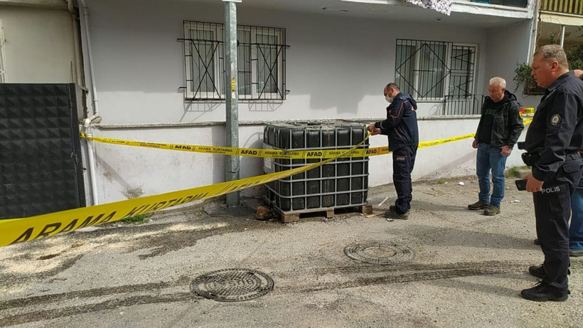 Alarm verildi! Sokağa yayıldı giriş çıkışlar kapatıldı - Resim: 3