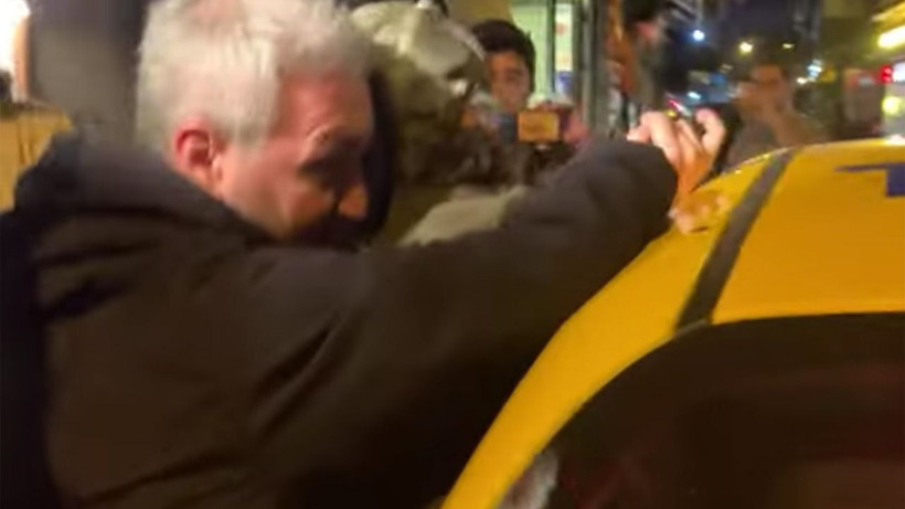 Nejat İşler'in utanç gecesi zil zurna sarhoş olan Nejat İşler yerlerde süründü hali rezildi - Resim: 3