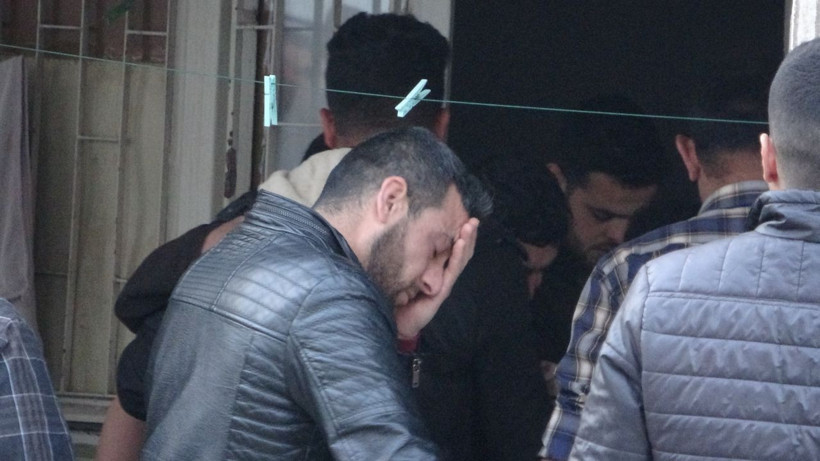 Kardeşleri ile çöp atmaya gitti, 2 yaşındaki çocuk oyun oynadığı kamyonun altında can verdi - Resim: 4