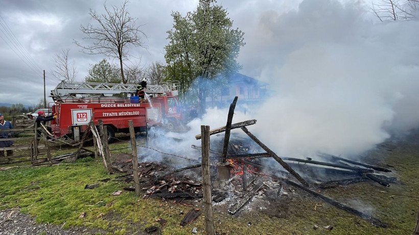 Düzce'de bağırış seslerini duyunca koştu! Görünce dünyası başına yıkıldı: Beceremedim - Resim: 3