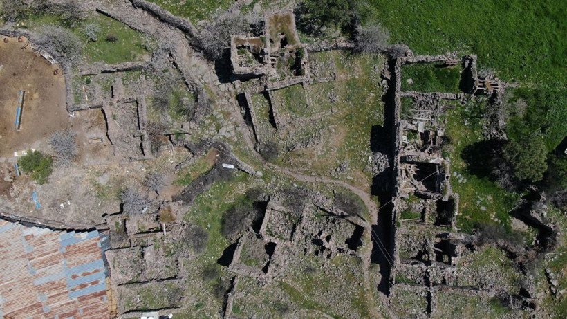 Evlere işaretler yapmışlar! Korku filmi platosuna benziyor: İzmir'de bu köyde sadece 10 kişi yaşıyor - Resim: 3