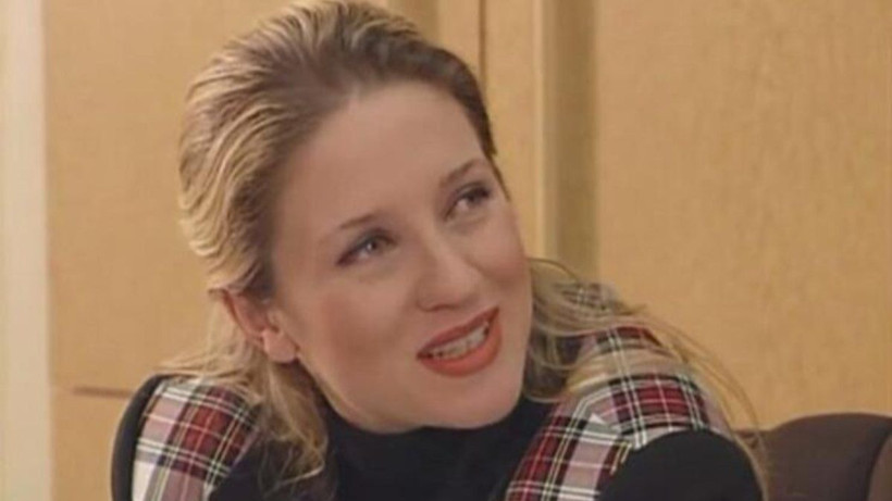 Son halini gören tanıyamadı! Bizimkiler'in Sekreter Demet’i 'ayıp kabul edilirdi' deyip konuştu: Yolda yürürken... - Resim: 3