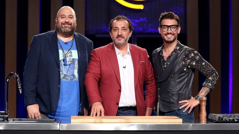 Jüri değişti Masterchef'te dolarla maaş krizi! Mehmet Yalçınkaya ayrıldı Acun Ilıcalı bakın kimi buldu? - Resim: 3