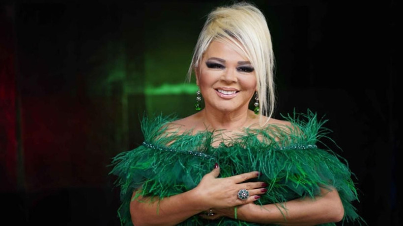 Saçını yolasım geldi! Safiye Soyman'ın o sözü İrem Derici'yi çileden çıkarttı: Ayıp, bunu beklemiyordum - Resim: 1