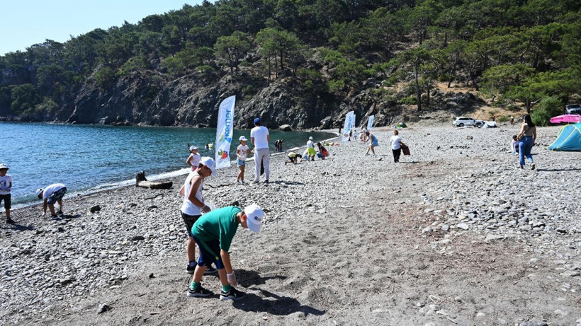 Denizin dibinden çıkanlar görenleri hayrete düşürdü! Otomobil lastiği herkesi şok etti. - Resim: 3