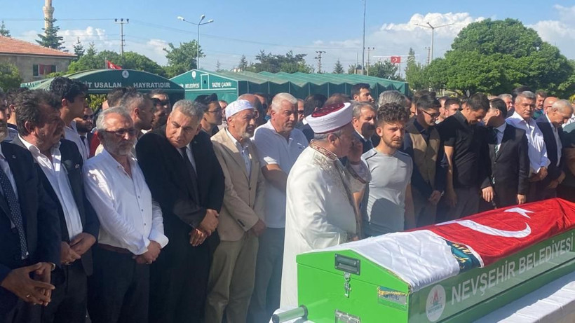 Abdullah Çatlı'nın annesi toprağa verildi - Resim: 3