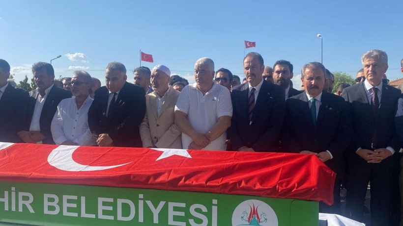 Abdullah Çatlı'nın annesi toprağa verildi - Resim: 1