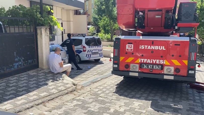  Ümraniye'de genç kadın 'beni dövüyor' diye kapıyı kilitledi! Dayakçı koca, 'eşim mahsur kaldı' diye itfaiye çağırdı - Resim: 3
