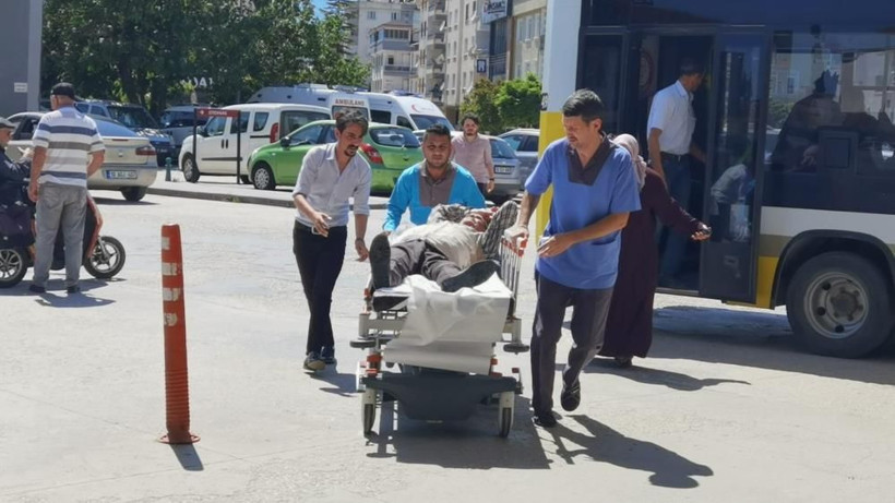 Bursa'da otobüs şoföründen örnek davranış! Güzergahının dışına çıkarak... - Resim: 4