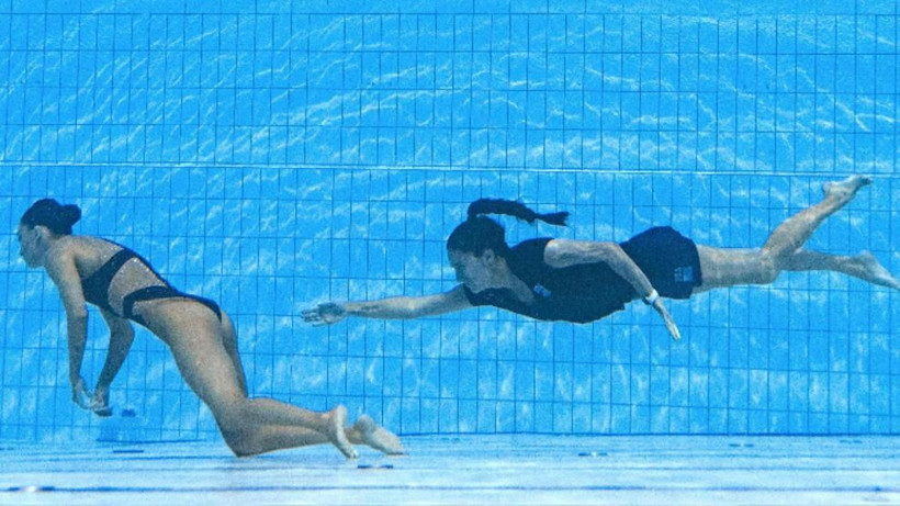 ABD'li yüzücü korkuttu! Suyun altında bayıldı, boğulmaktan son anda kurtarıldı - Resim: 2