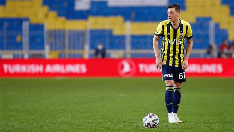 Fenerbahçe'de kriz tırmanıyor! Mesut Özil için şoke eden karar - Resim: 2