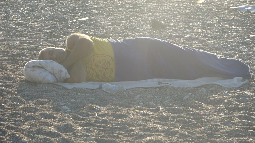 Antalya'da dünyaca ünlü sahilde şaşkına çeviren görüntü! İlk bakan ne olduğunu anlamadı - Resim: 4