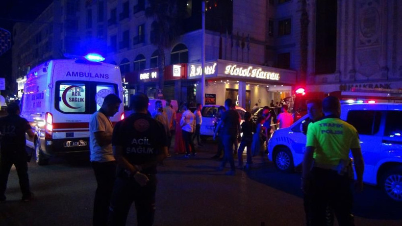 Ünlülerin düğüne katıldığı otelde yangın çıktı - Resim: 2