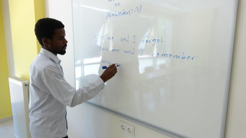 Dilek hemşire ile evlendi hayatı değişti! Nijeryalı Kolo Elazığ'da patron oldu - Resim: 3