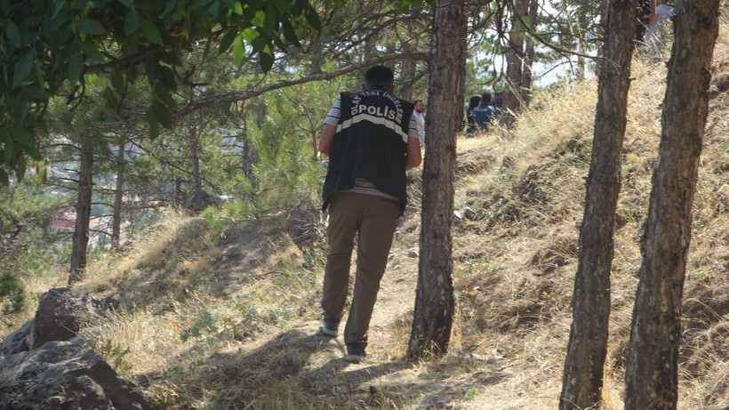 Kayseri'de dağlık alanda yürüyüş yapan çocuklar buldu! Dehşete düştüler - Resim: 2