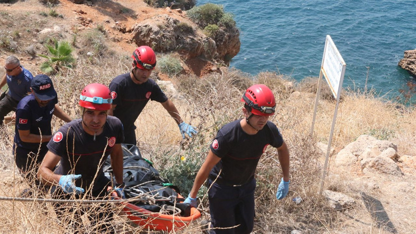 Antalya'da kayıp gençten kötü haber! Vatandaşların inadı pes dedirtti - Resim: 4