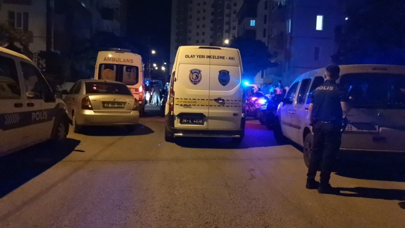 Sinir krizi geçirdiler! 3 yaşındaki çocuk babasını öldürdü - Resim: 4