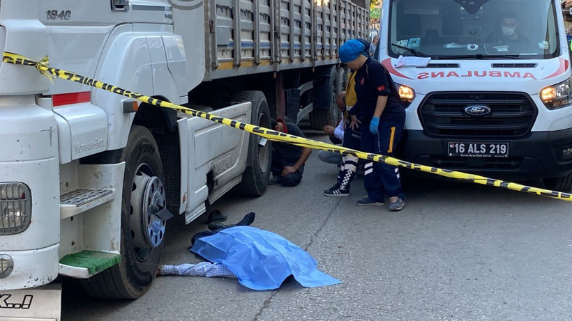 Bursa'da bir evladın en acı anı... Ölen babasının yanına çöküp gözyaşı döktü - Resim: 3